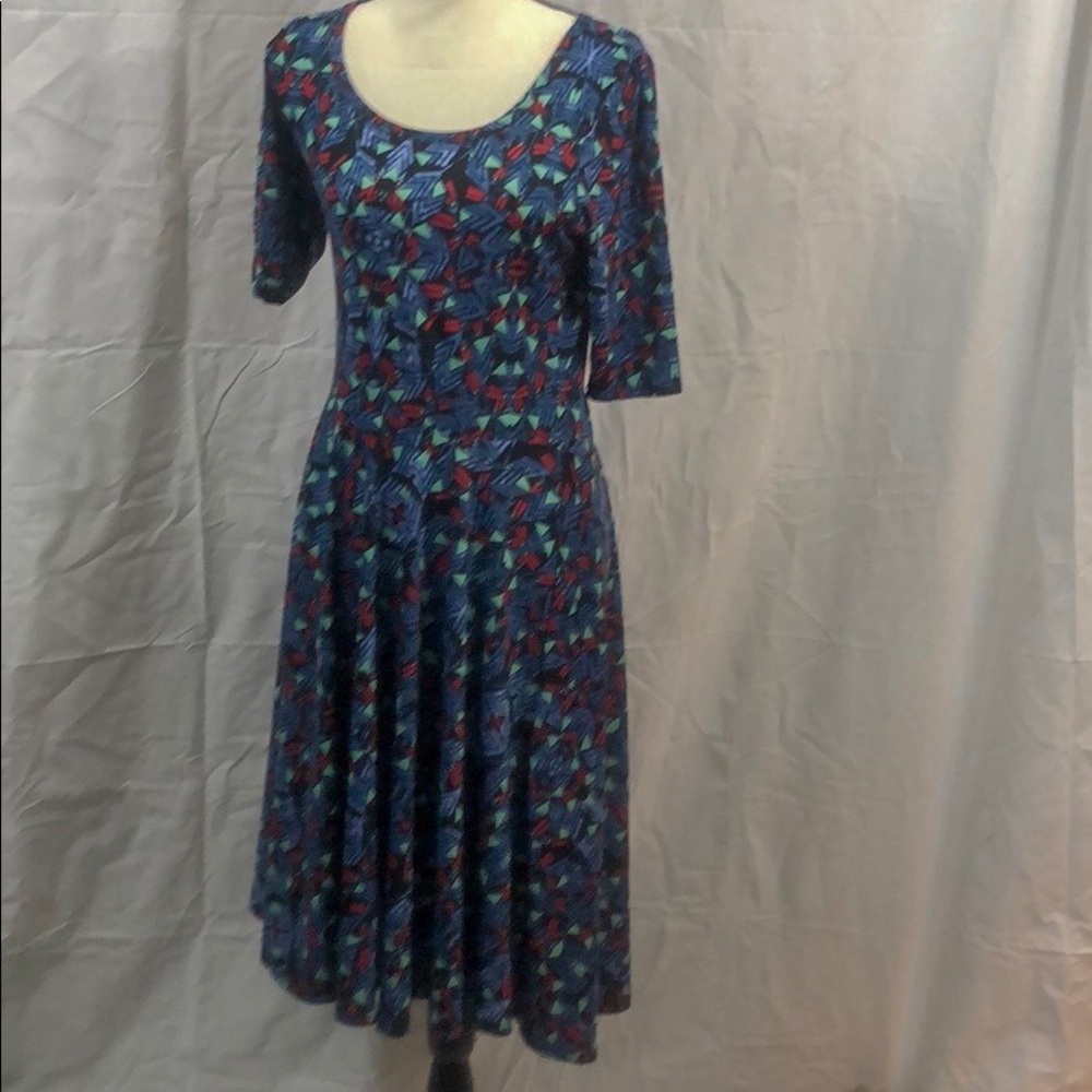 Lularoe Geometic Pattern Lindsay in L